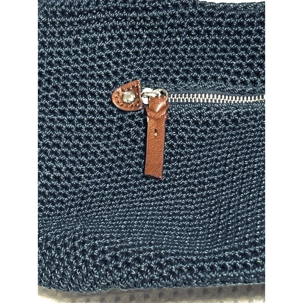THE SAK Indio Navy Blue Crochet Shoulder Bag Hobo Bucket Nautical Beachy Cruise